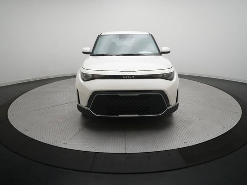 Certified 2023 Kia Soul LX w/ LX Technology Package FWD image 11