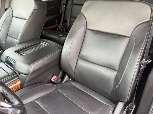 Used 2019 Chevrolet Tahoe Premier image 21