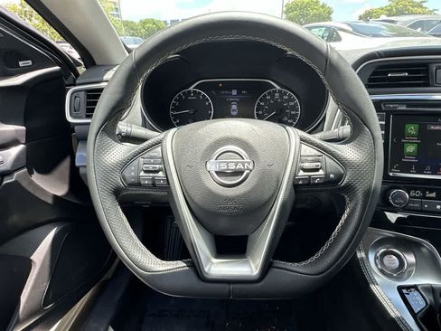 Used 2023 Nissan Maxima Platinum w/ Sport Mat Group FWD image 22
