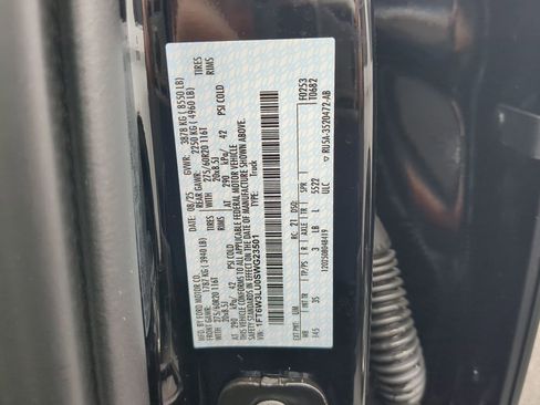 New 2025 Ford F150 Lightning Flash AWD/4WD image 27