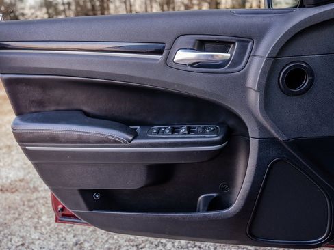 Used 2021 Chrysler 300 S image 24