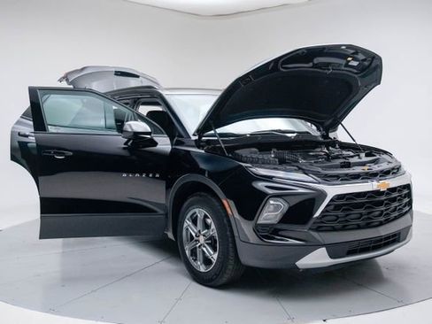Used 2023 Chevrolet Blazer LT w/ Convenience Package image 16