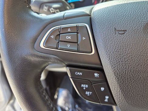 Used 2018 Ford Escape Titanium w/ Ford Safe & Smart Package image 22