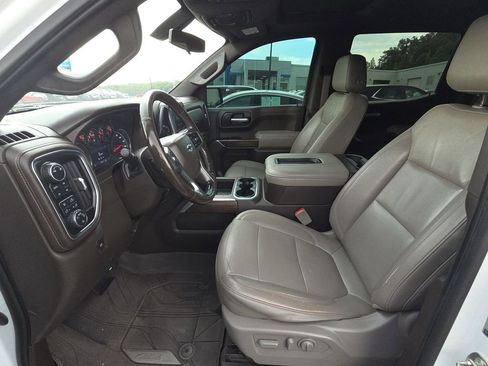 Used 2019 Chevrolet Silverado 1500 RST AWD/4WD image 17