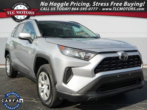 Used 2021 Toyota RAV4 LE AWD/4WD image 1