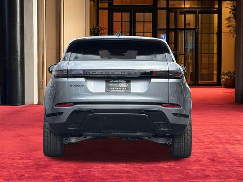 Used 2024 Land Rover Range Rover Evoque Dynamic SE AWD/4WD image 9