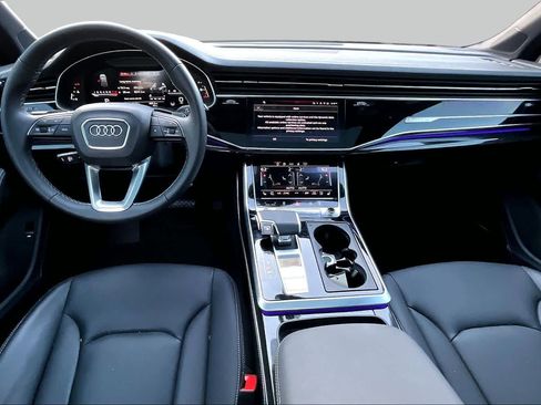 Used 2025 Audi Q5 Premium Plus w/ Premium Plus AWD/4WD image 14