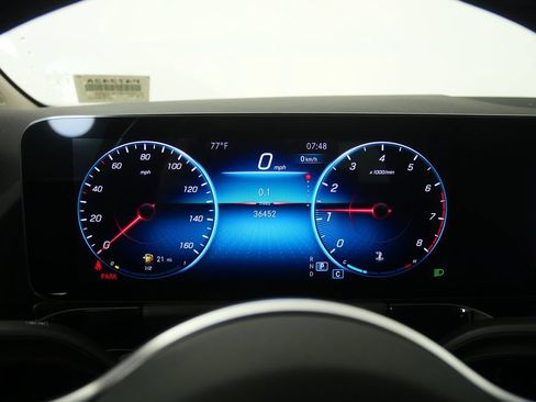 Used 2022 Mercedes-Benz GLA 250 4MATIC w/ Premium Package Lite image 20