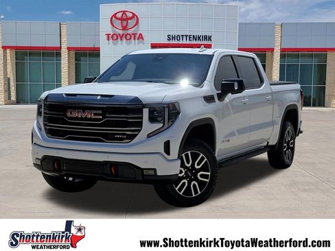 Used 2024 GMC Sierra 1500 AT4 w/ AT4 Premium Package AWD/4WD image 1
