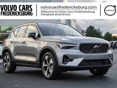 New 2026 Volvo XC40 B4 Plus w/ Protection Package Premier