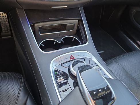 Used 2020 Mercedes-Benz S 560 Sedan image 22