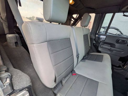 Used 2009 Jeep Wrangler Unlimited X AWD/4WD image 24