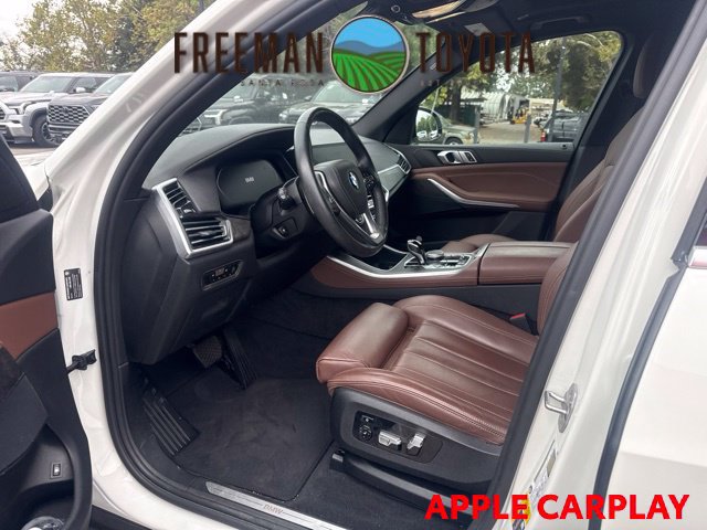Used 2022 BMW X5 xDrive45e w/ Parking Assistance Package AWD/4WD image 7