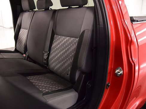 Used 2019 Toyota Tundra SR AWD/4WD image 32