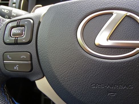 Used 2019 Lexus RC F w/ Performance Package image 22