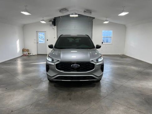 Used 2024 Ford Escape ST-Line w/ Equipment Group 301A image 3