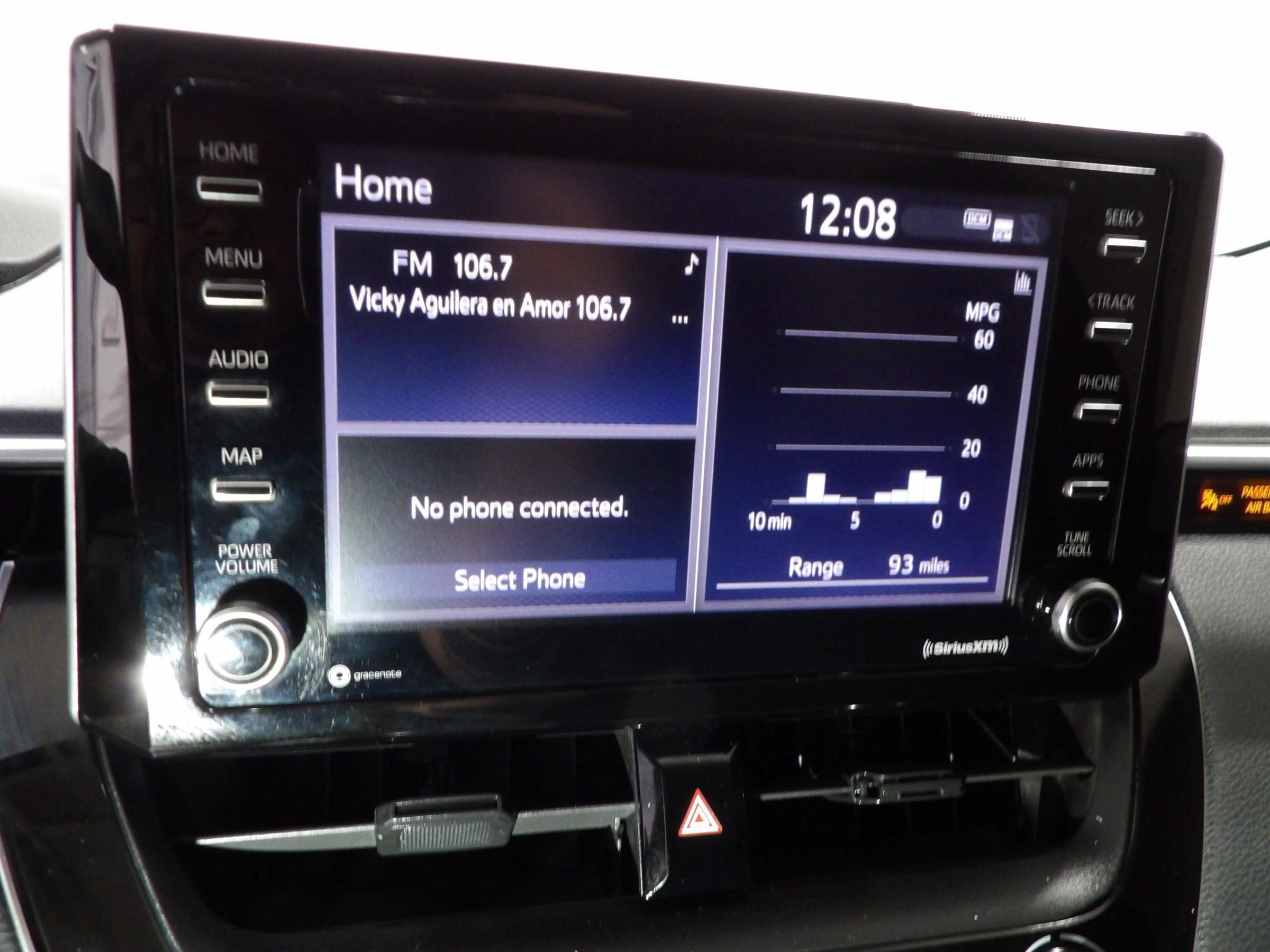 Used 2021 Toyota Corolla LE FWD image 15