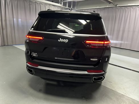 Used 2024 Jeep Grand Cherokee L Summit w/ Advanced Protech Group IV AWD/4WD image 6