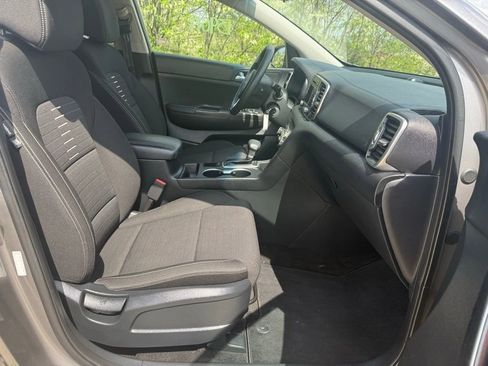 Used 2018 Kia Sportage LX AWD/4WD image 21