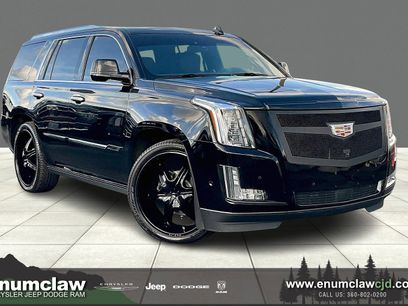 Used 2017 Cadillac Escalade Platinum