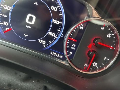 Used 2023 Chevrolet Traverse Premier image 13