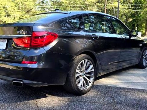 Used 2012 BMW 550i Gran Turismo w/ Driver Assistance Pkg image 24