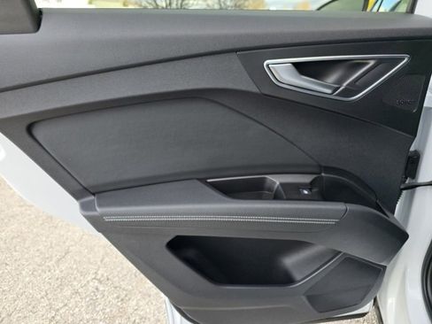 Used 2024 Audi Q4 e-tron Premium Plus w/ Premium Plus image 40