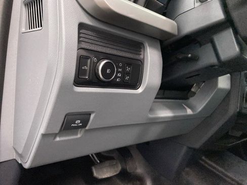 New 2025 Ford F550 4x4 SuperCab Super Duty image 21