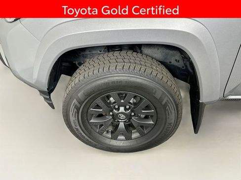 Certified 2022 Toyota Tacoma SR5 image 17