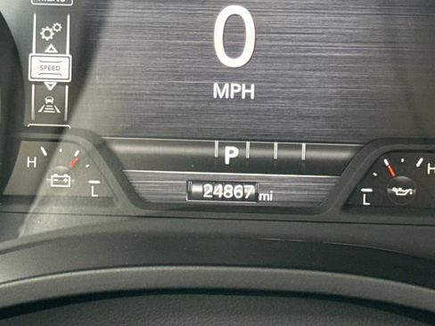 Used 2025 RAM 1500 Big Horn AWD/4WD image 16
