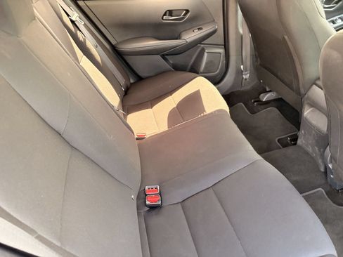 Used 2024 Nissan Sentra S FWD image 13