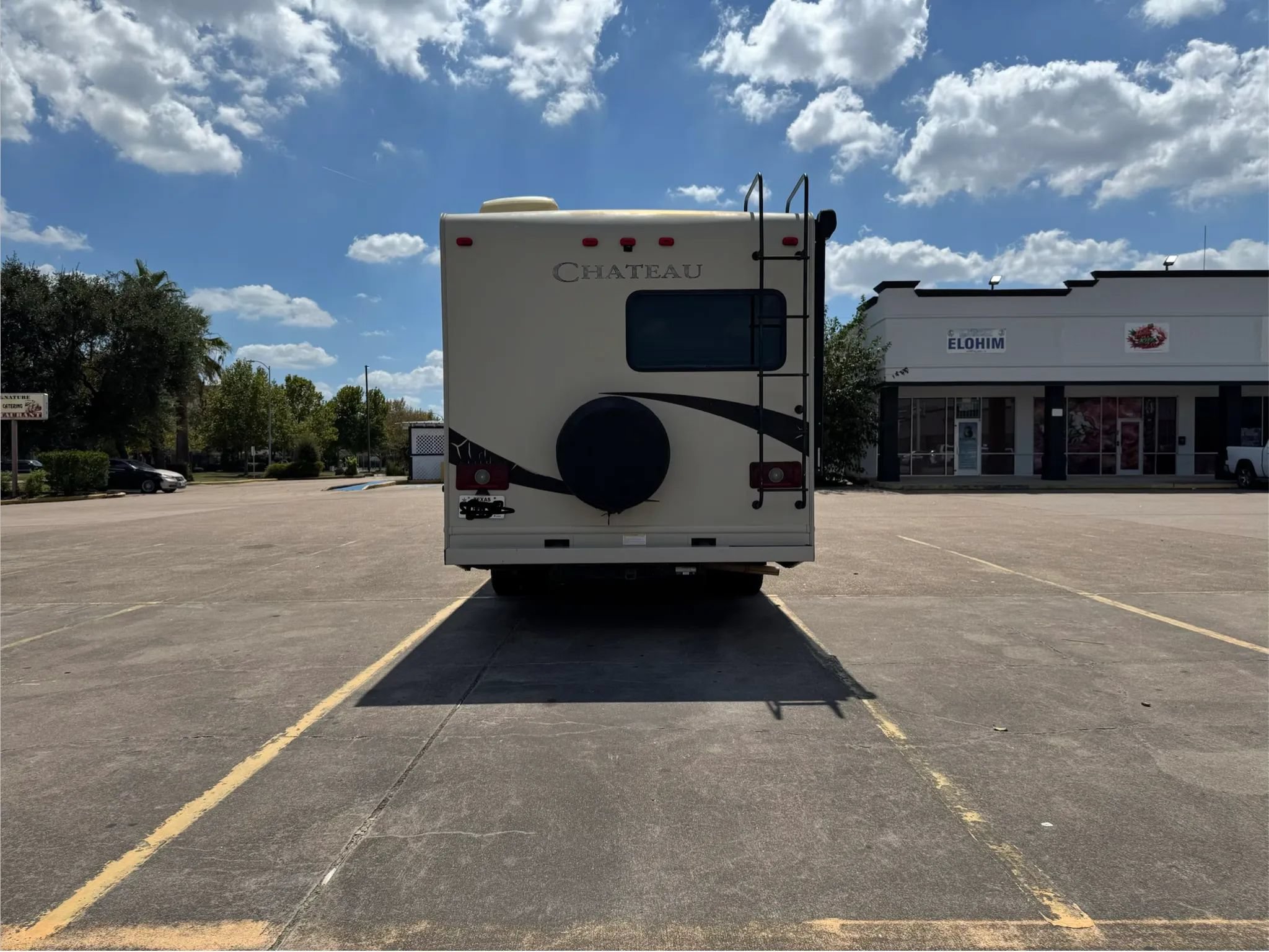 Used 2017 Ford E-450 and Econoline 450 Super Duty w/ Motorhome Prep Package RWD image 8