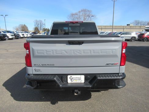 Certified 2025 Chevrolet Silverado 1500 ZR2 image 6