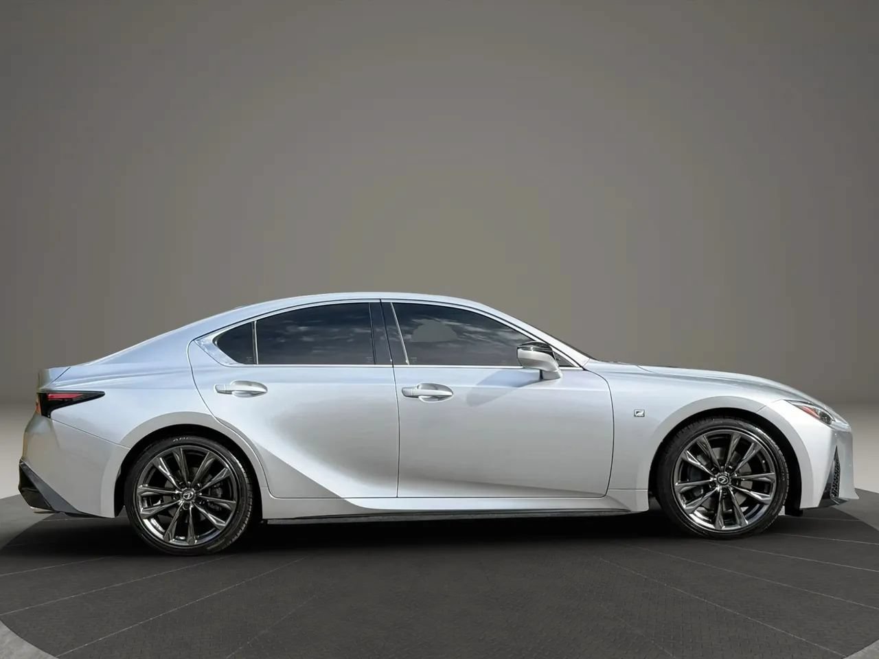 Used 2022 Lexus IS 350 F Sport w/ Navigation Package RWD image 8