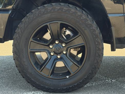 Used 2021 RAM 1500 Big Horn AWD/4WD image 12