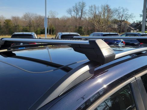 Certified 2025 Volkswagen Taos SE w/ Taos Adventure Package (SXB) FWD image 17