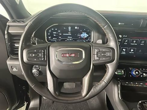 Used 2022 GMC Sierra 1500 AT4 w/ AT4 Premium Package AWD/4WD image 14