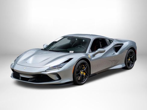 Used 2021 Ferrari F8 Tributo RWD image 4