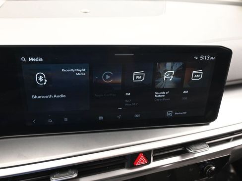 Used 2024 Kia Sorento LX image 17