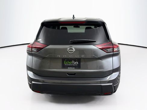Used 2026 Nissan Rogue SV FWD image 7