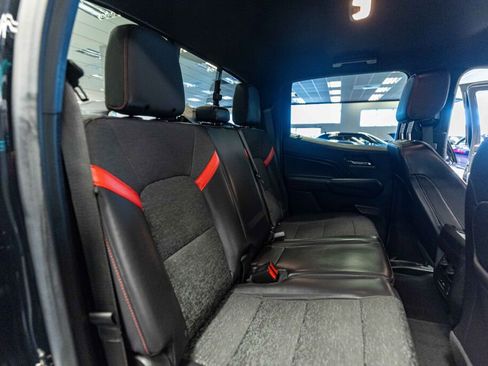 Used 2024 Chevrolet Colorado Z71 w/ Z71 Convenience Package 2 image 15