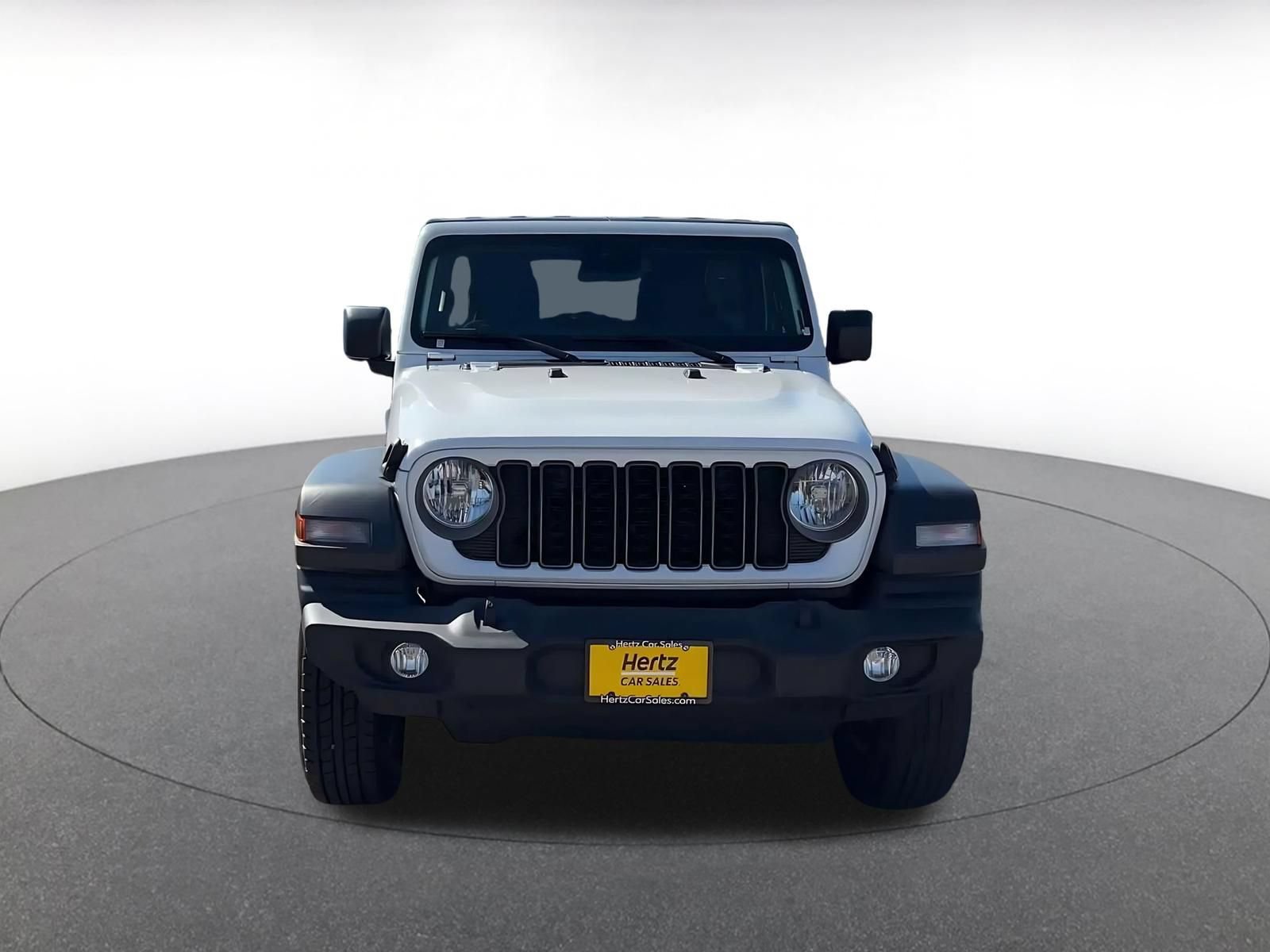 Used 2025 Jeep Wrangler Unlimited Sport AWD/4WD image 4