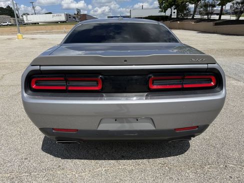 Used 2015 Dodge Challenger SRT w/ Technology Group RWD image 7