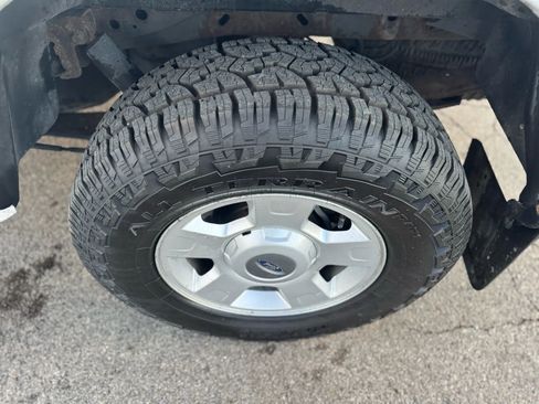 Used 2013 Ford F150 XLT w/ Trailer Tow Pkg image 9