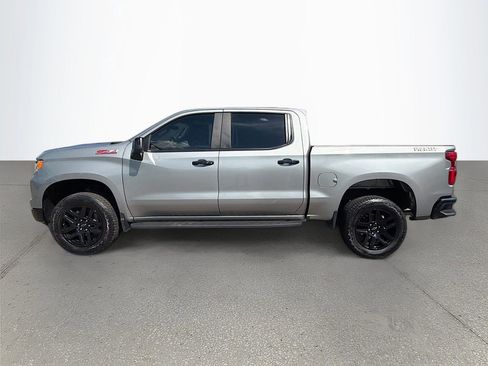 Used 2025 Chevrolet Silverado 1500 LT Trail Boss w/ Convenience Package II AWD/4WD image 7