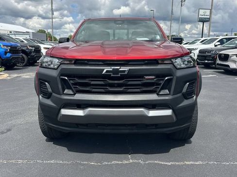 Used 2024 Chevrolet Colorado Trail Boss w/ Technology Package AWD/4WD image 3
