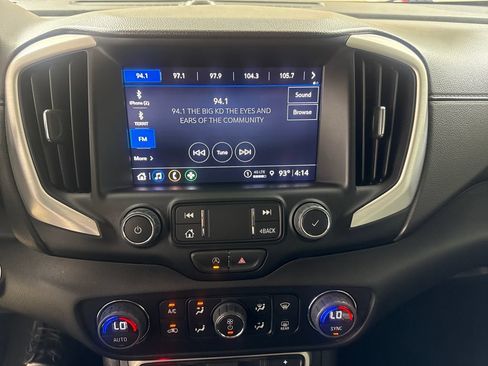 Used 2023 GMC Terrain SLT FWD image 22