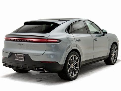 New 2026 Porsche Cayenne image 33