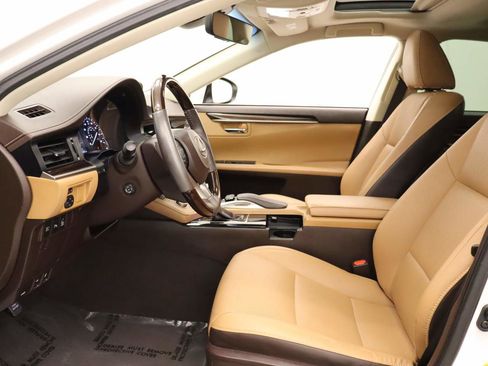 Used 2017 Lexus ES 350 w/ Navigation System Package image 16