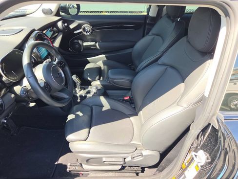 Used 2024 MINI Cooper SE FWD image 10